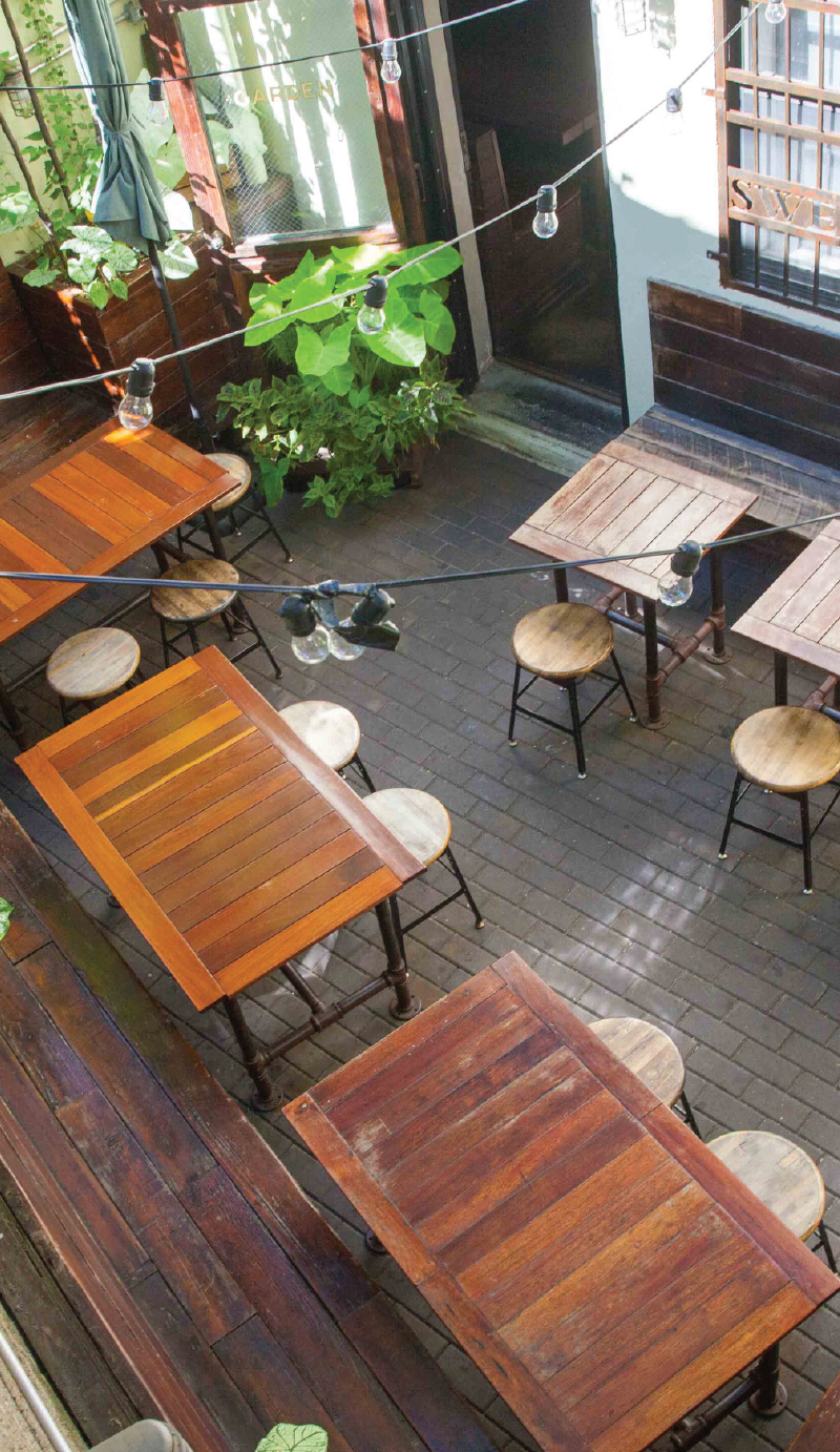 Downstairs dining room at Plonk